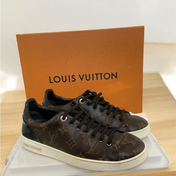 Frontrow Louis Vuitton sneaker - Picture 1 of 6